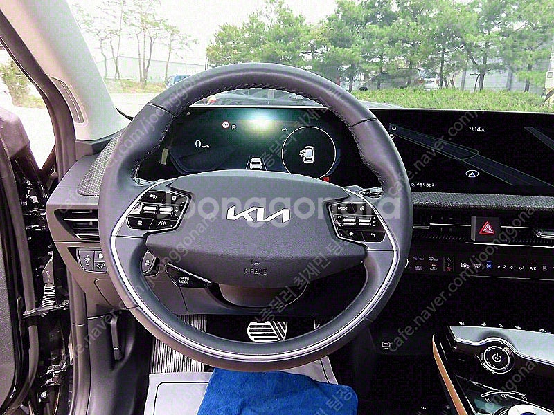 EV6 중고 EV6 중고차 2022년식 30,392km 롱레인지 어스 개인사업자 차량구매--9